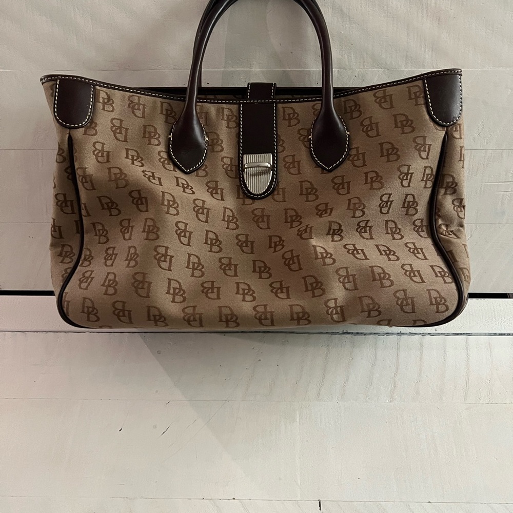 Dooney & Bourke exclusive Brown Trim Shoulder Bag